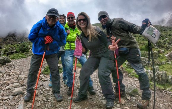 Dia 1 – Rumo a lagoa mais linda dos andes peruanos: Humantay e seu verde esperança Dia 1 – Rumo a lagoa mais linda dos andes peruanos: Humantay e seu verde esperança